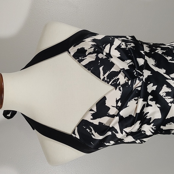 Dress: Donna Ricco Halter Top Cocktail Dress - Picture 3 of 5